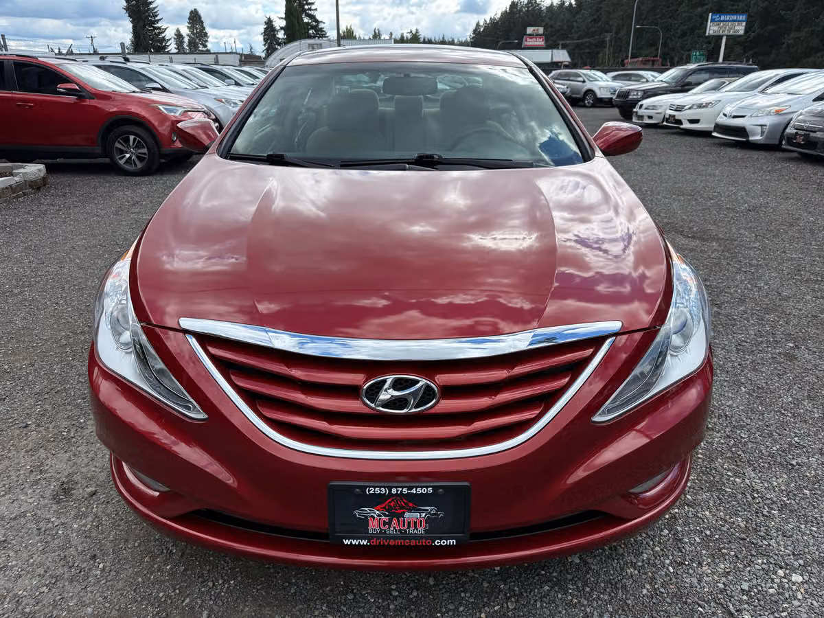 2013 Hyundai SONATA GLS Image 3