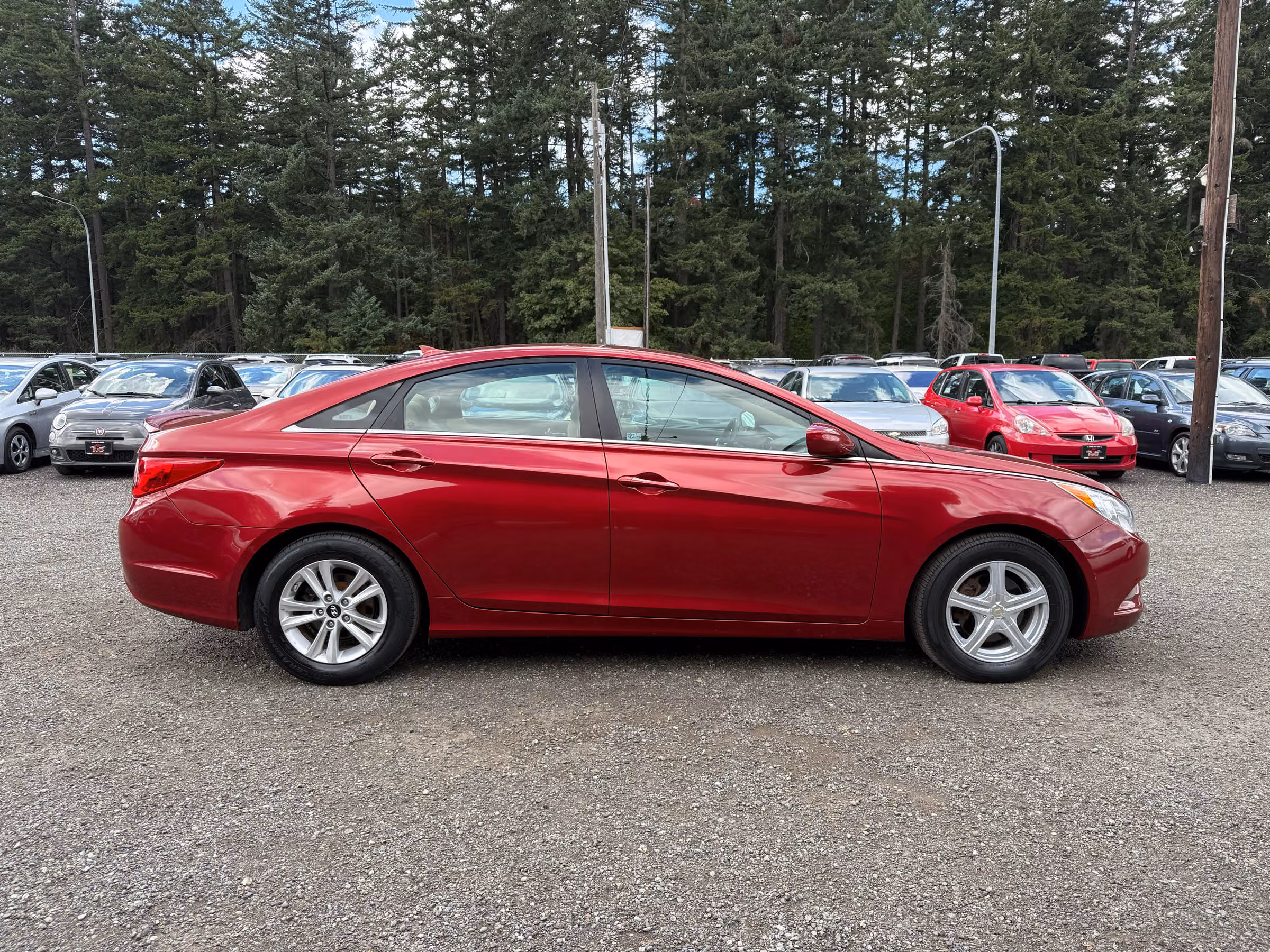 2013 Hyundai SONATA GLS Image 1