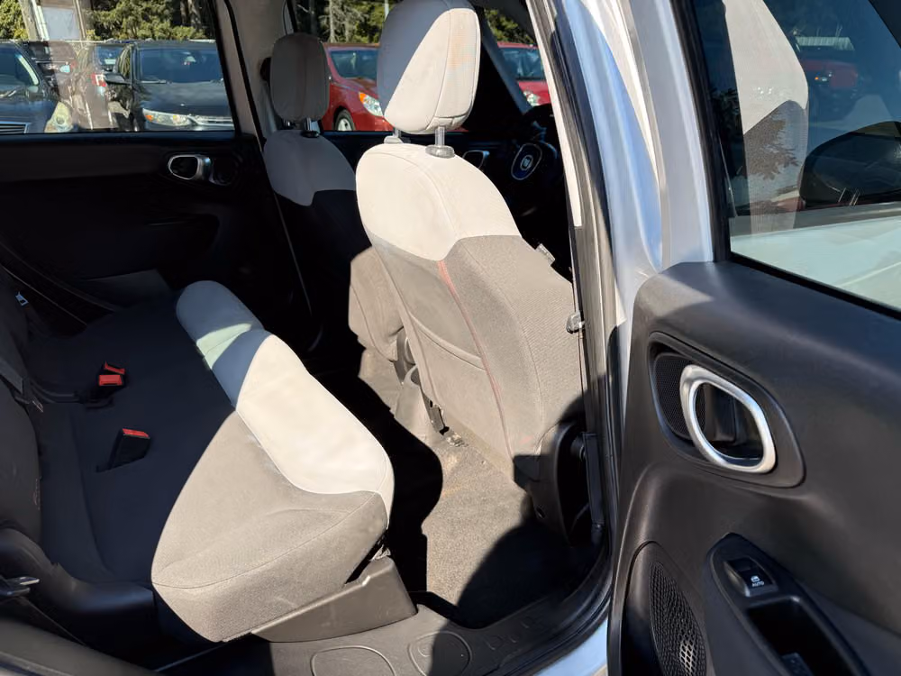 2014 FIAT 500L Pop Image 12