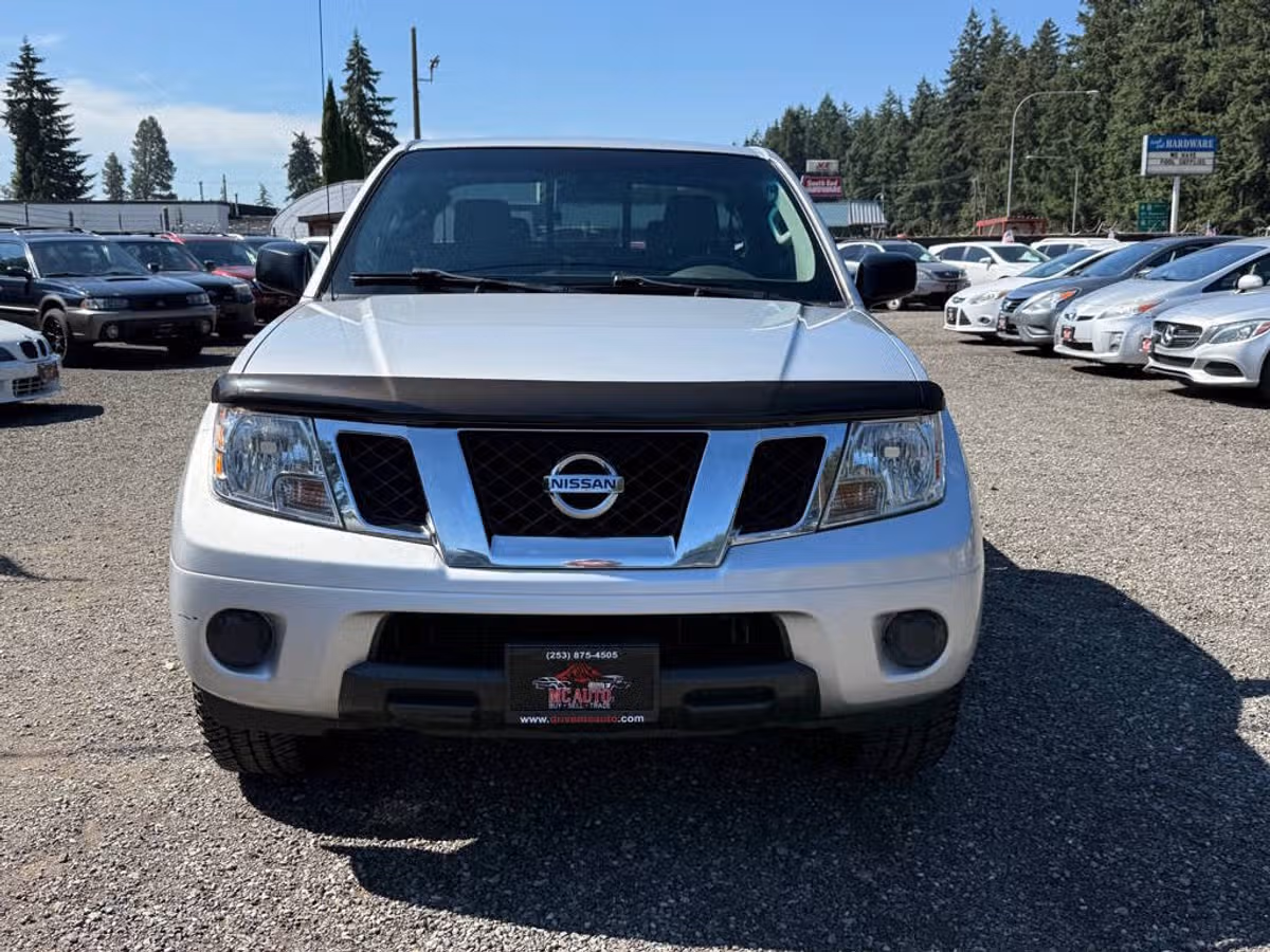 2012 Nissan Frontier S King Cab Image 3