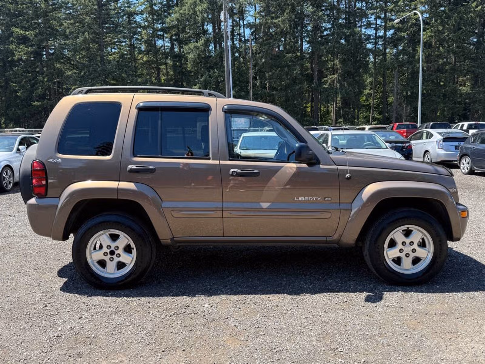 2002 Jeep Liberty Limited Upper Image 1