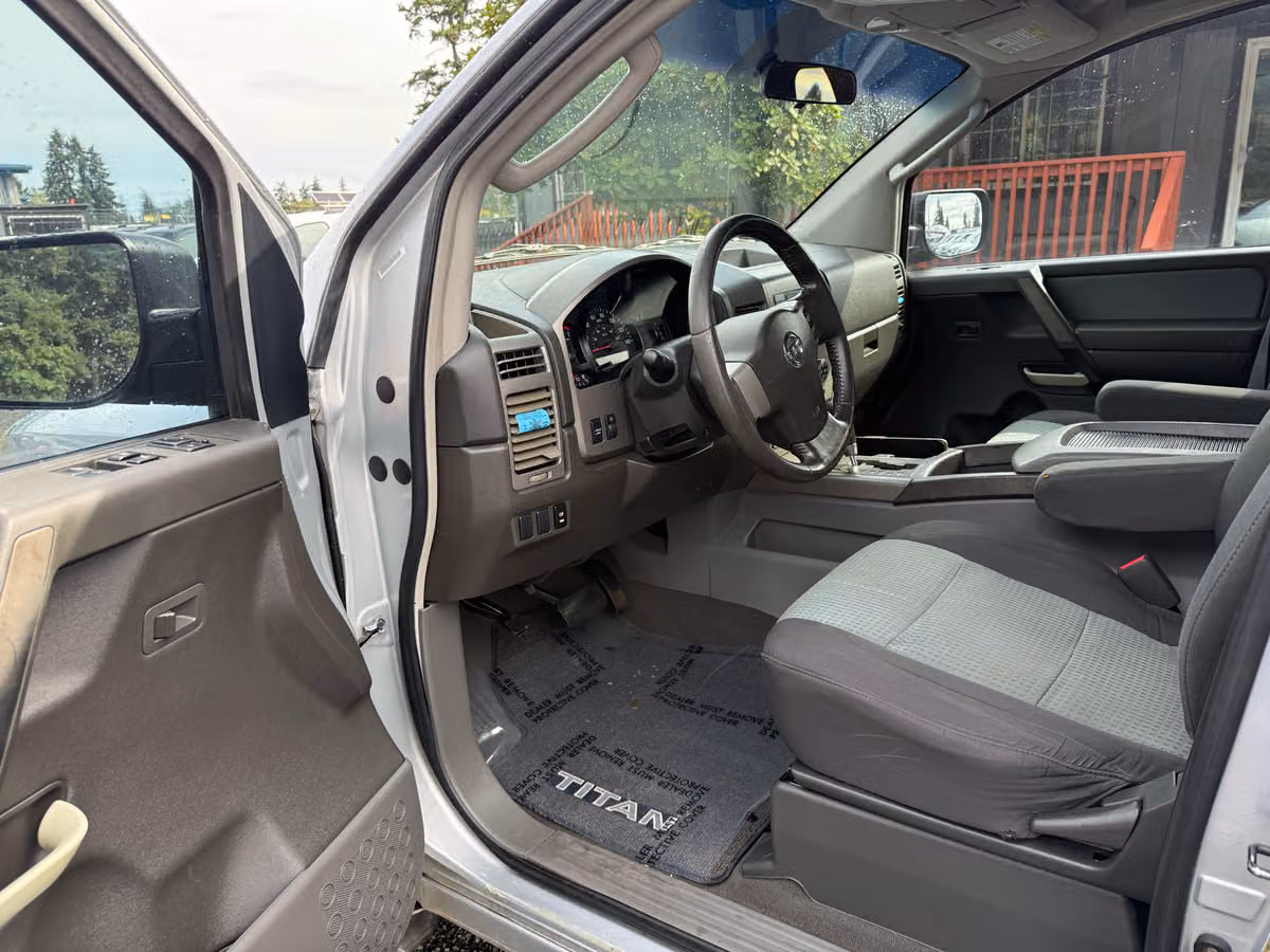 2006 Nissan Titan SE FFV King Cab Image 9
