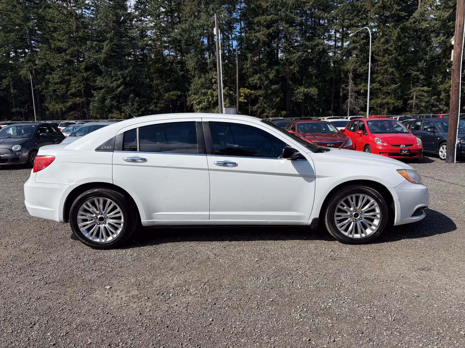2011 Chrysler 200 Limited Upper Image 1