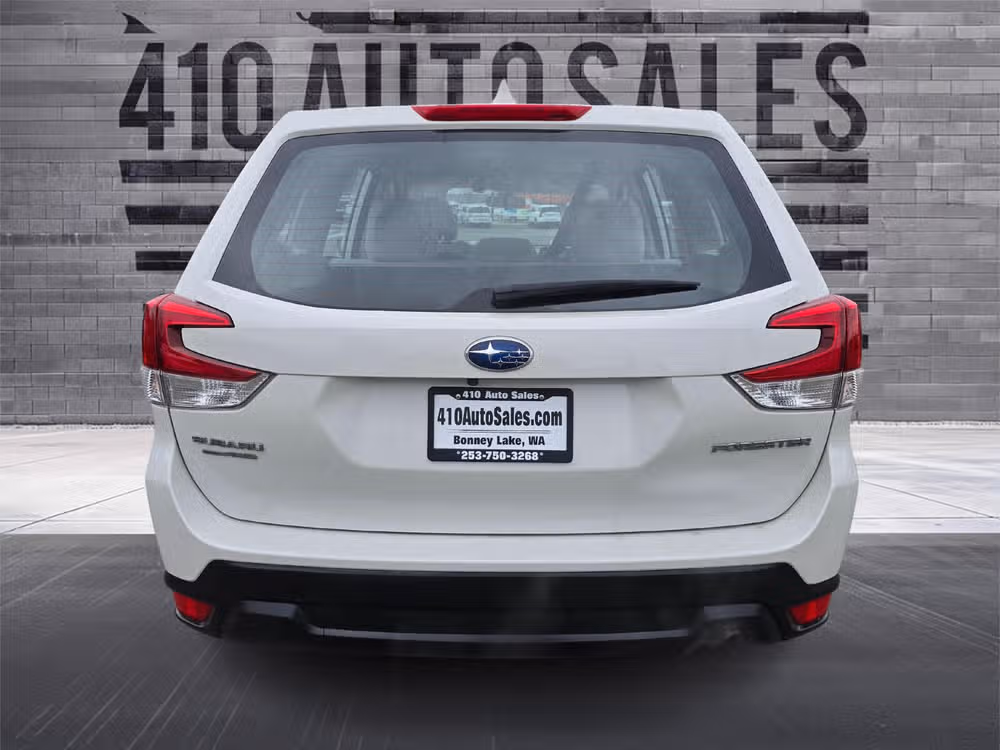 2021 Subaru Forester Base Lower Image 2