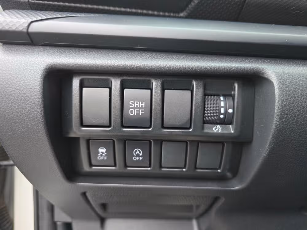 2021 Subaru Forester Base Image 22