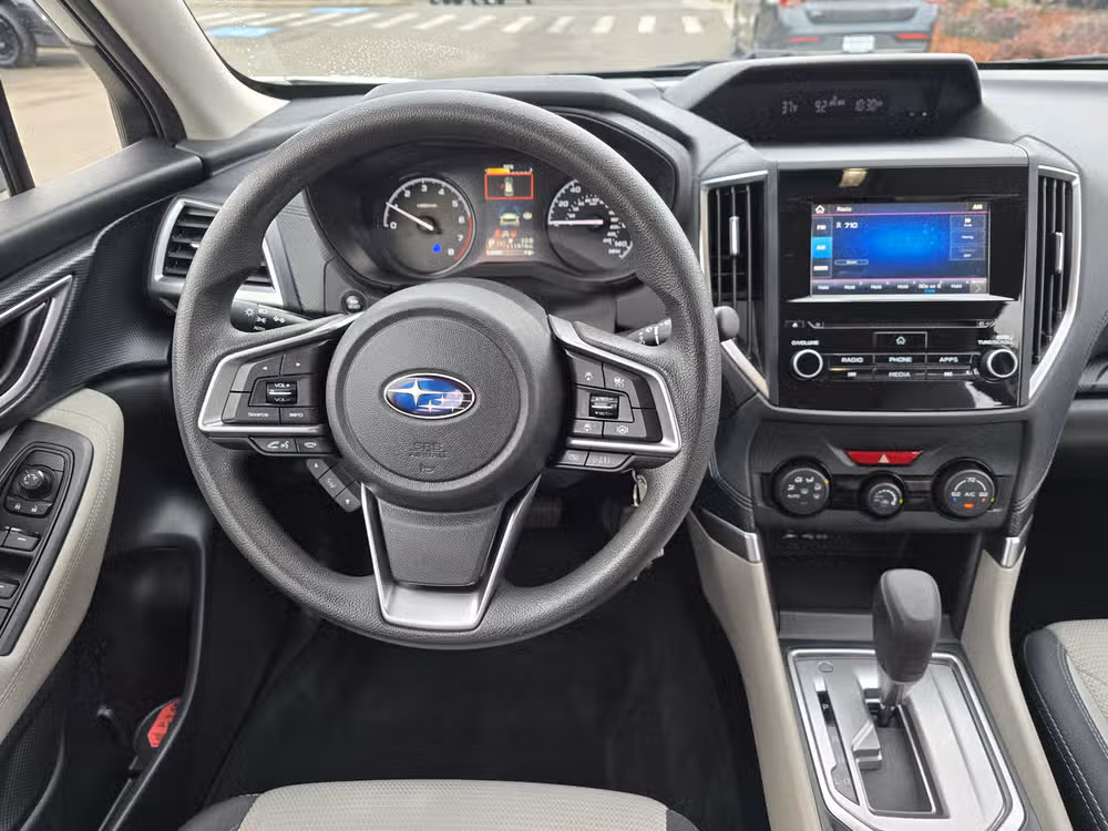 2021 Subaru Forester Base Image 13