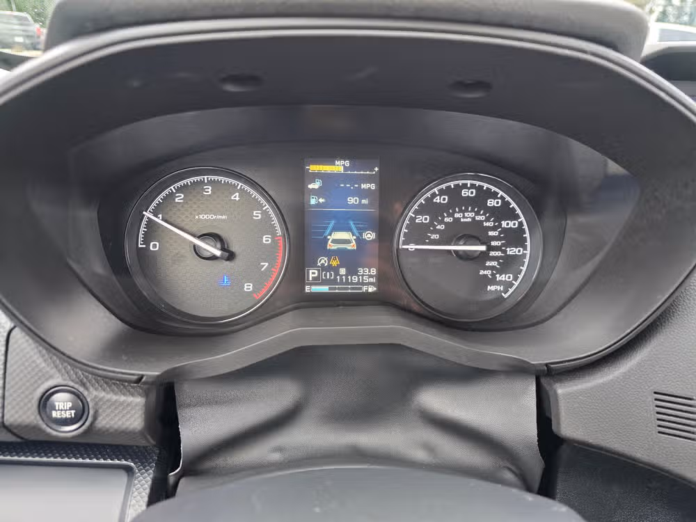 2021 Subaru Forester Base Image 14