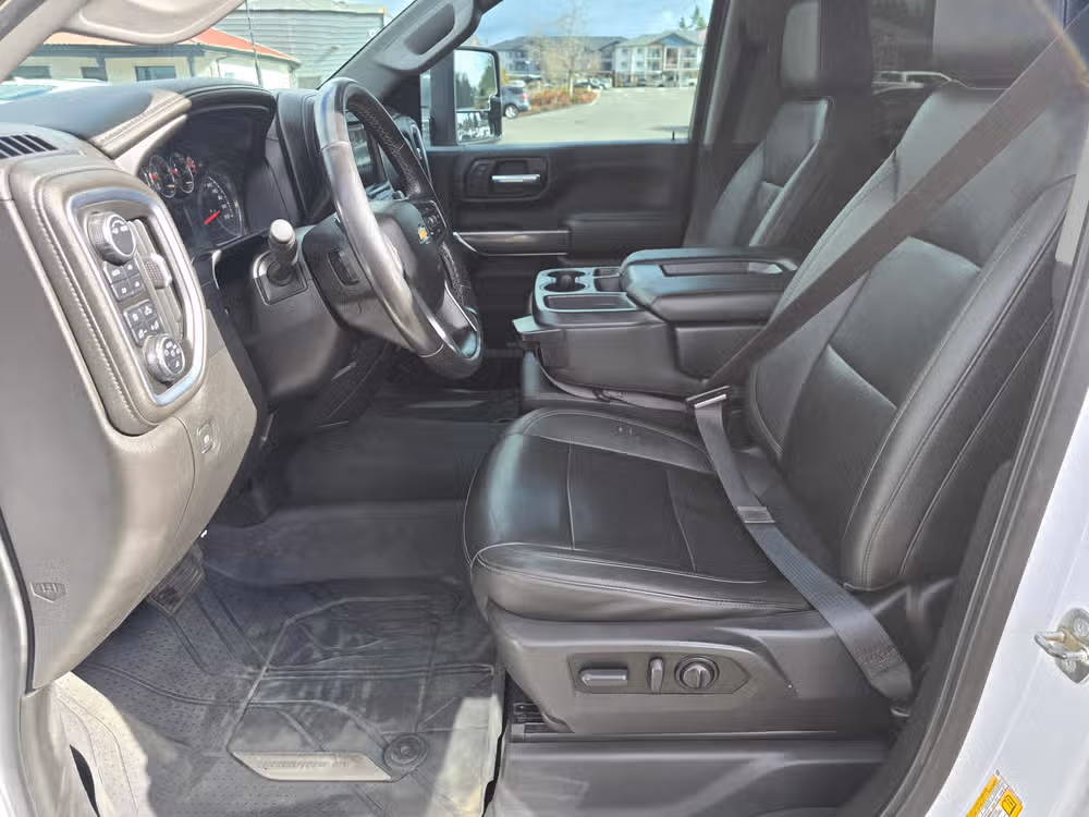2022 Chevrolet Silverado 3500HD LTZ Image 30