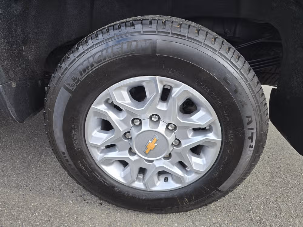 2022 Chevrolet Silverado 3500HD LTZ Image 14