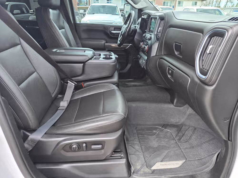 2022 Chevrolet Silverado 3500HD LTZ Image 34