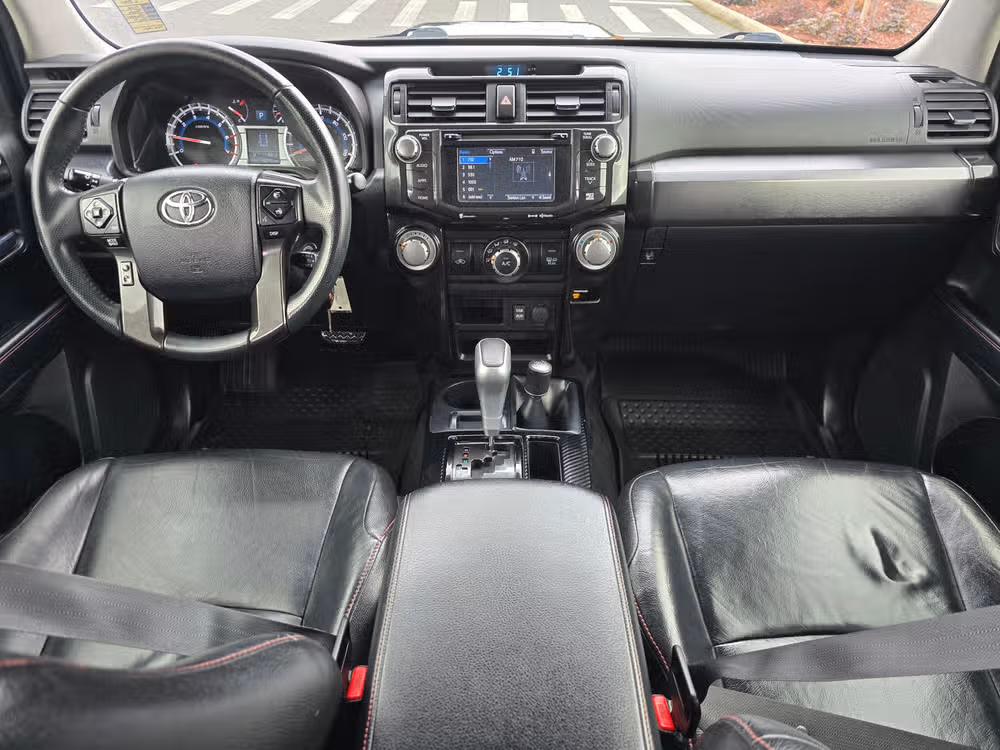 2018 Toyota 4Runner TRD Off-Road Image 15