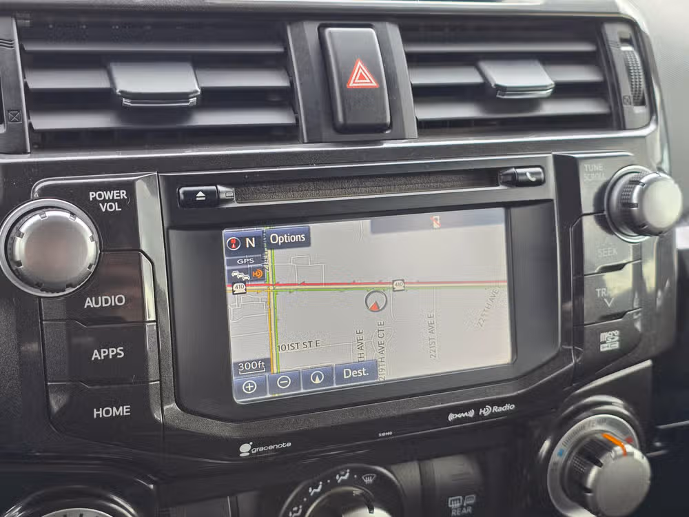 2018 Toyota 4Runner TRD Off-Road Image 18