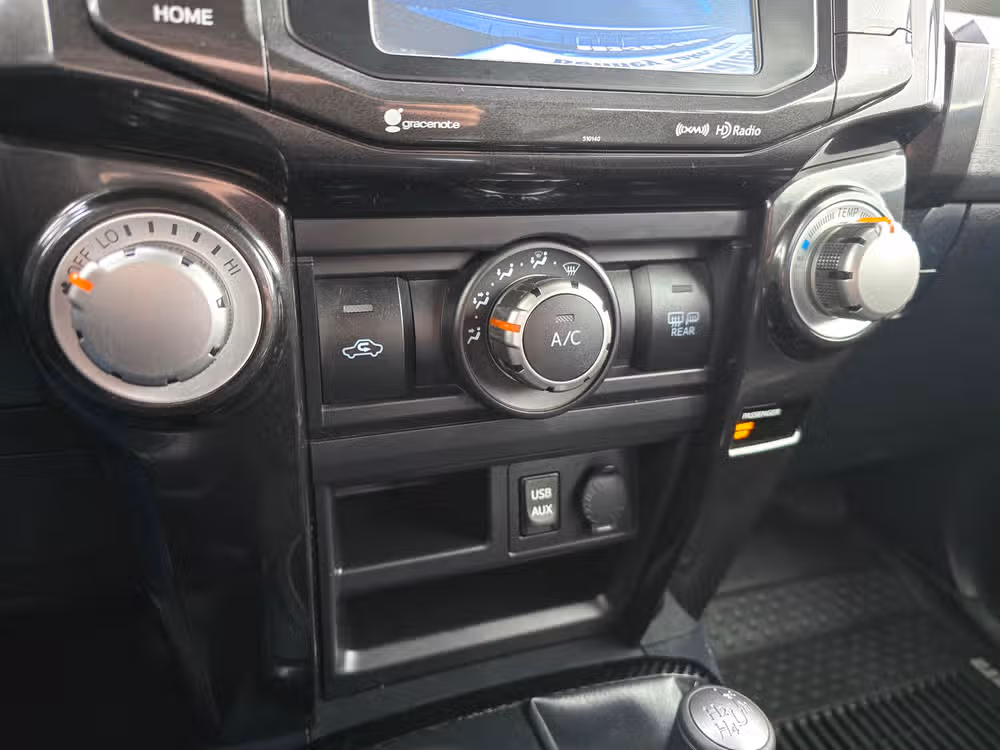 2018 Toyota 4Runner TRD Off-Road Image 20