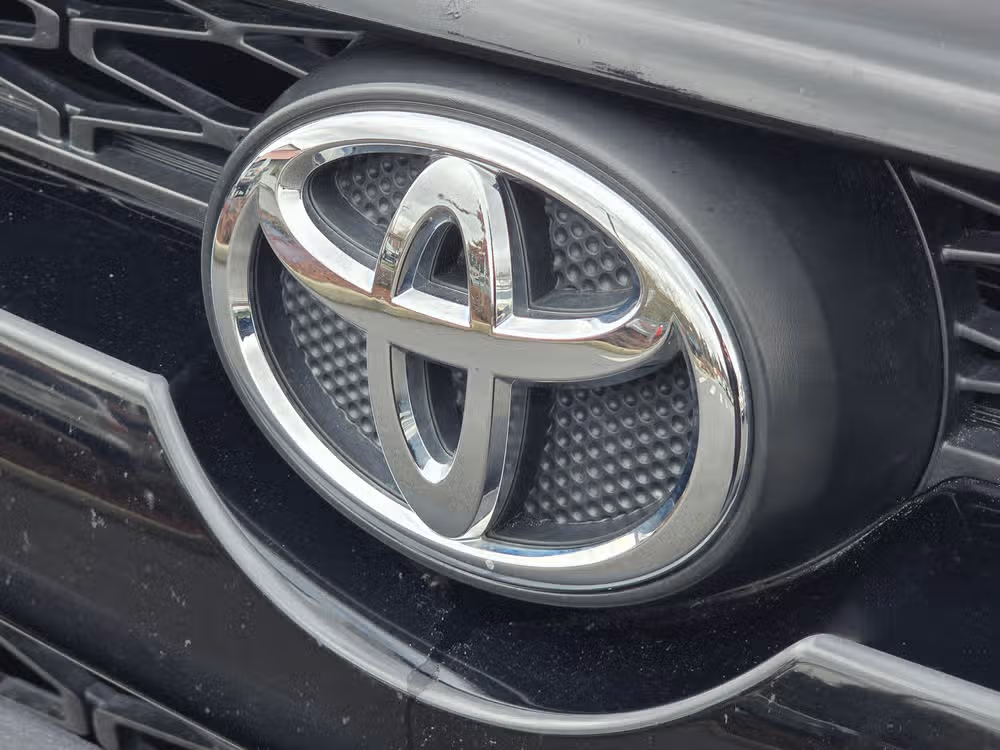 2018 Toyota 4Runner TRD Off-Road Image 12