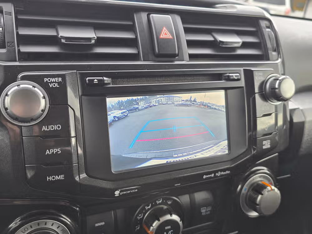 2018 Toyota 4Runner TRD Off-Road Image 19