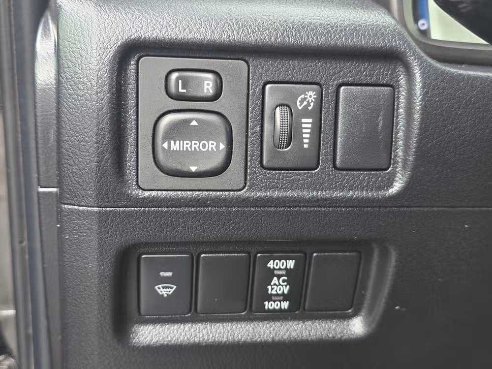 2018 Toyota 4Runner TRD Off-Road Image 25