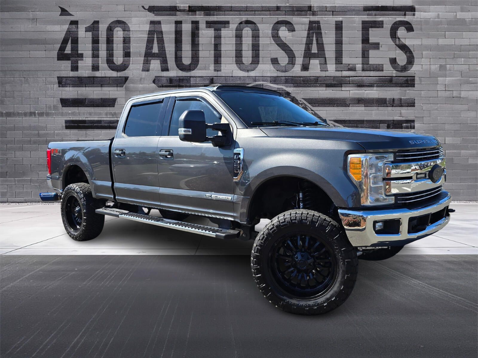 Gray (Magnetic) 2017 Ford F-350 Super Duty Lariat Crew Cab 4WD Pickup Truck Four-Wheel Drive Automatic