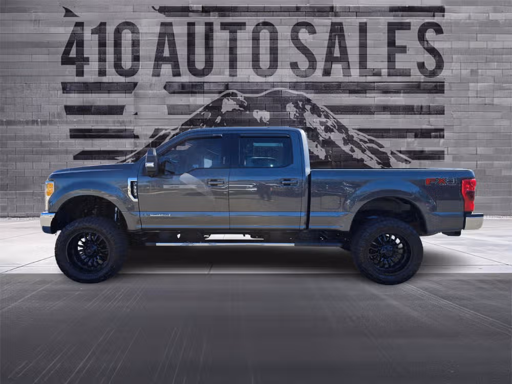 2017 Ford F-350 Super Duty Lariat Image 7