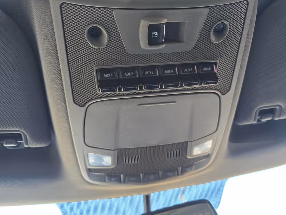 2017 Ford F-350 Super Duty Lariat Image 23