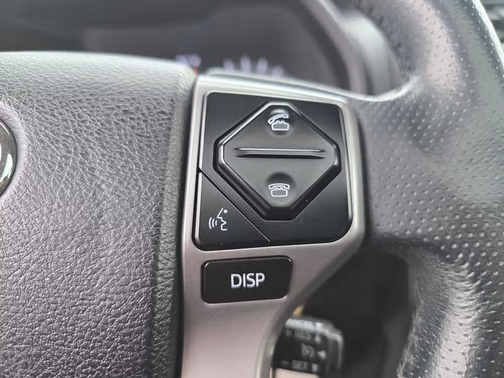 2017 Toyota 4Runner SR5 Premium Image 25
