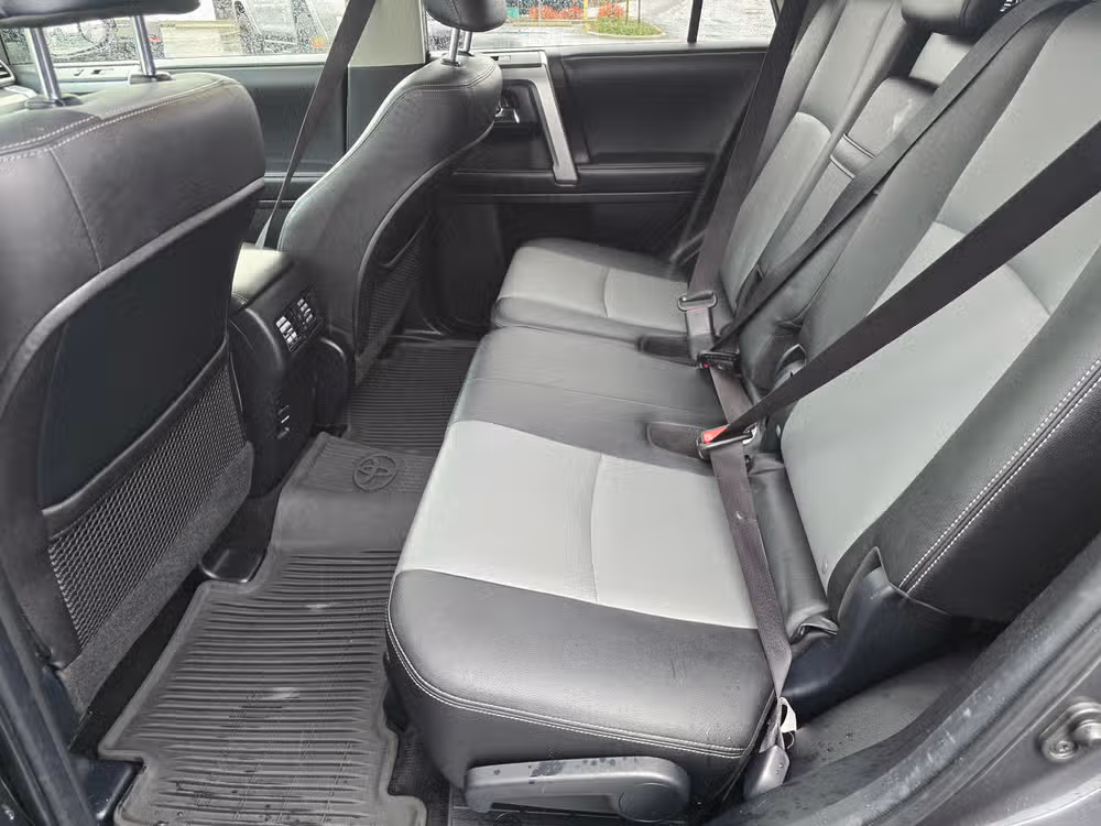 2017 Toyota 4Runner SR5 Premium Image 31