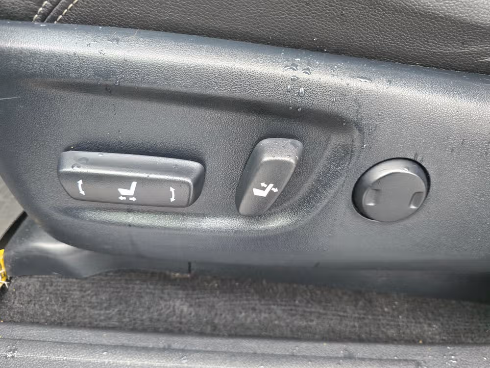 2017 Toyota 4Runner SR5 Premium Image 29