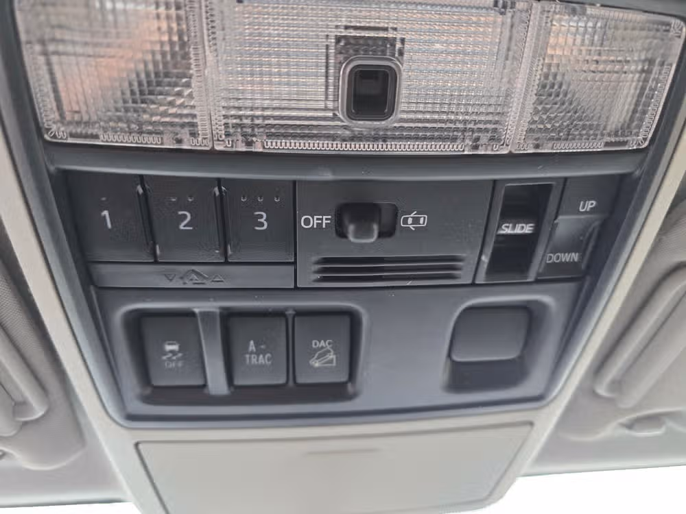 2017 Toyota 4Runner SR5 Premium Image 23