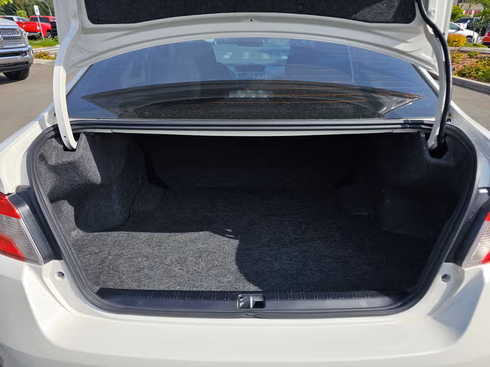 2017 Subaru WRX Premium Image 9