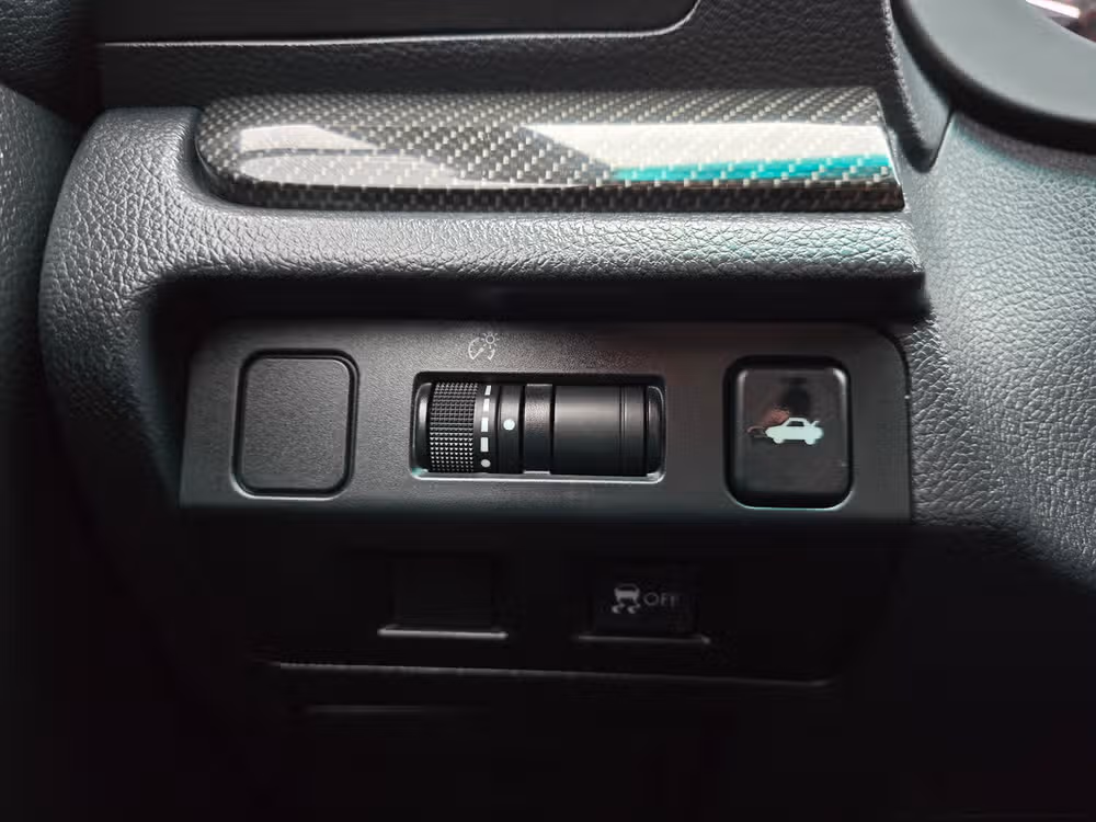 2017 Subaru WRX Premium Image 24