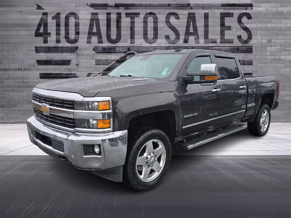2015 Chevrolet Silverado 2500HD LTZ Crew Cab Image 6