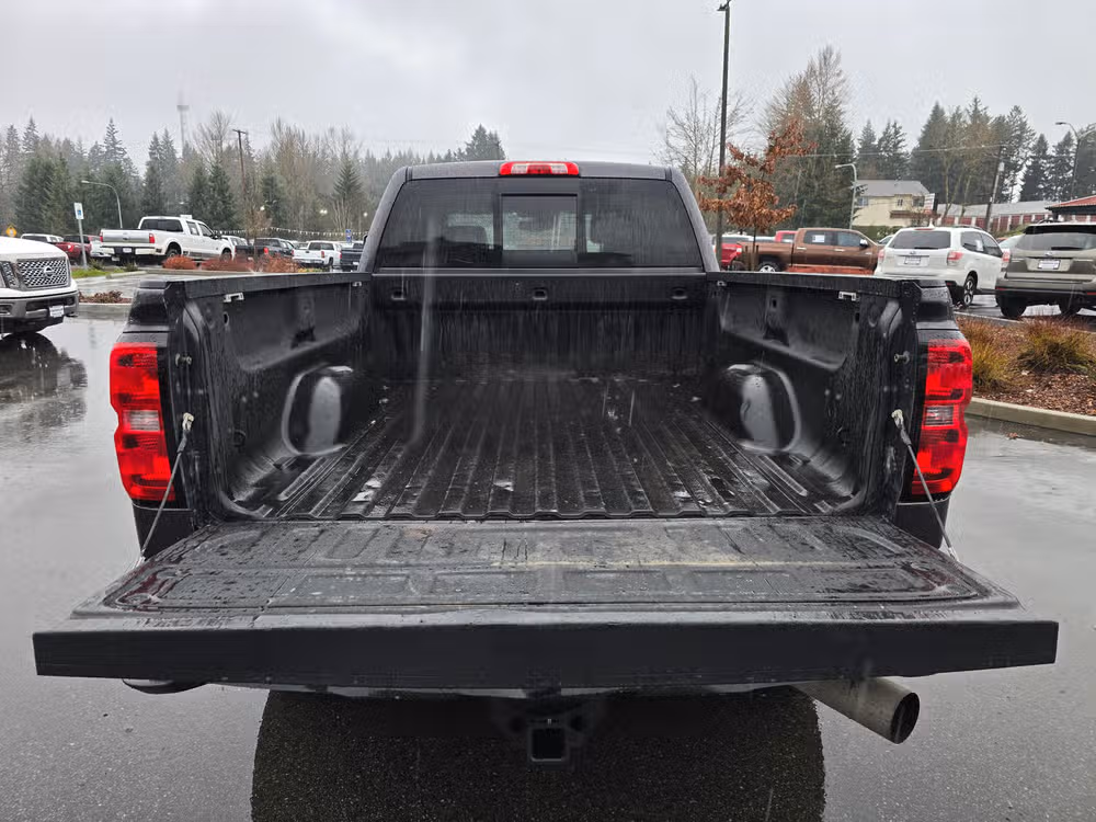 2015 Chevrolet Silverado 2500HD LTZ Crew Cab Image 11