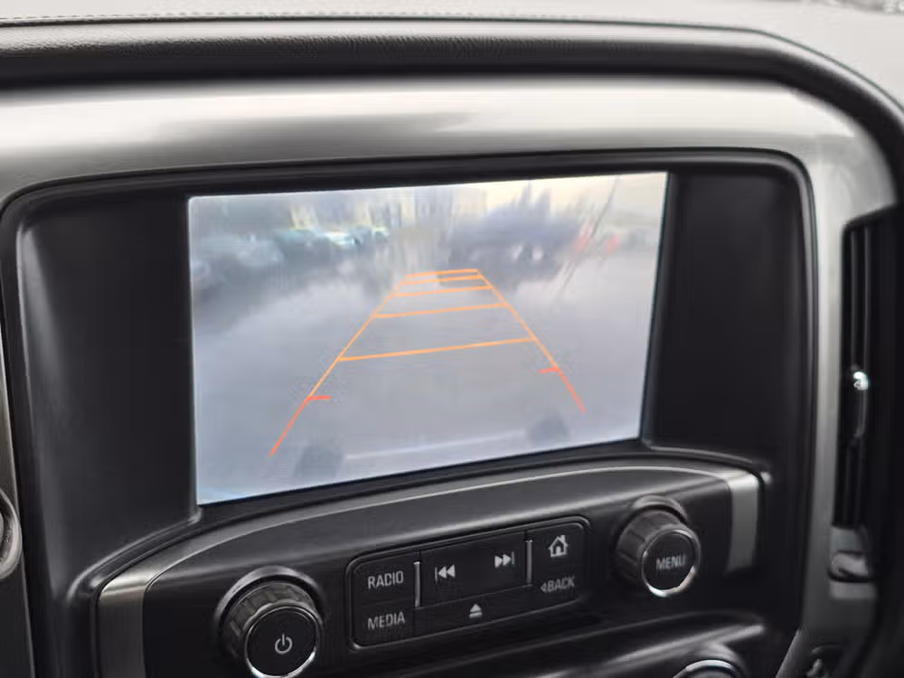 2015 Chevrolet Silverado 2500HD LTZ Crew Cab Image 20