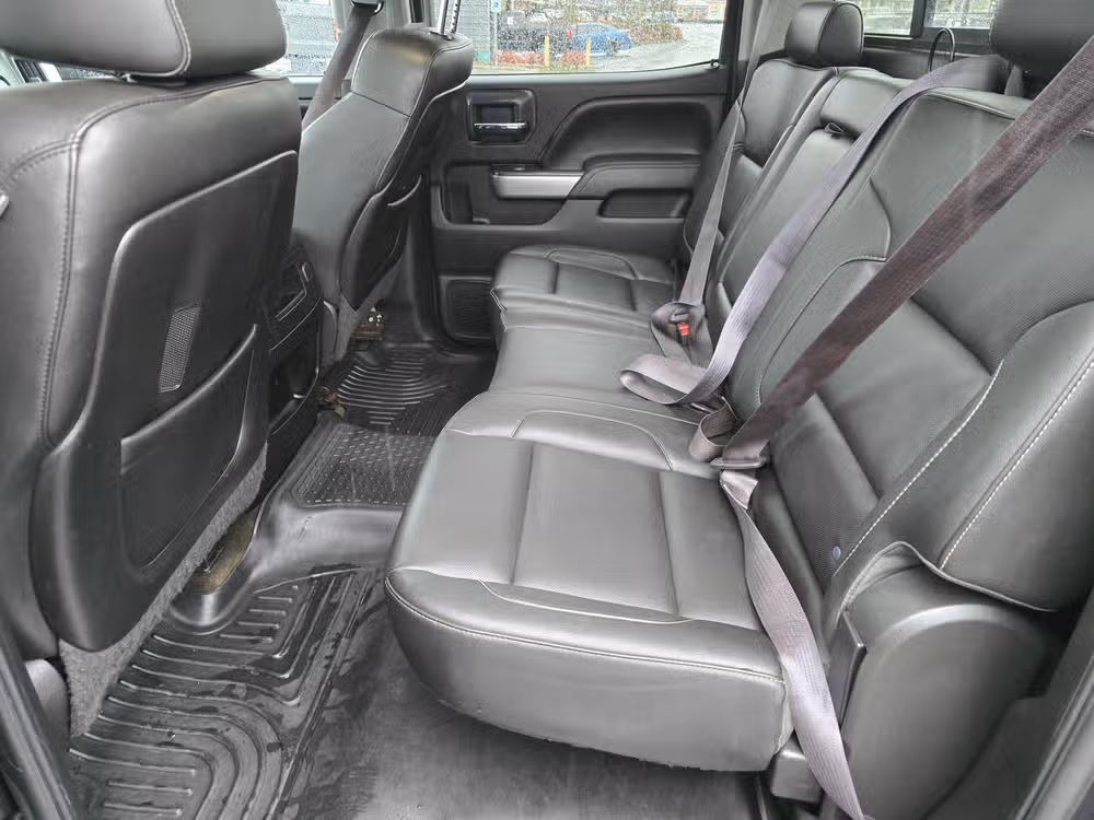 2015 Chevrolet Silverado 2500HD LTZ Crew Cab Image 34