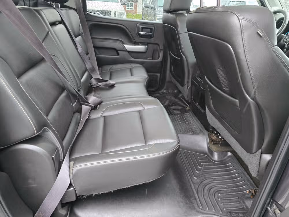 2015 Chevrolet Silverado 2500HD LTZ Crew Cab Image 35