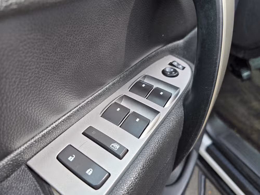 2014 Chevrolet Silverado 2500HD LT Crew Cab Image 25