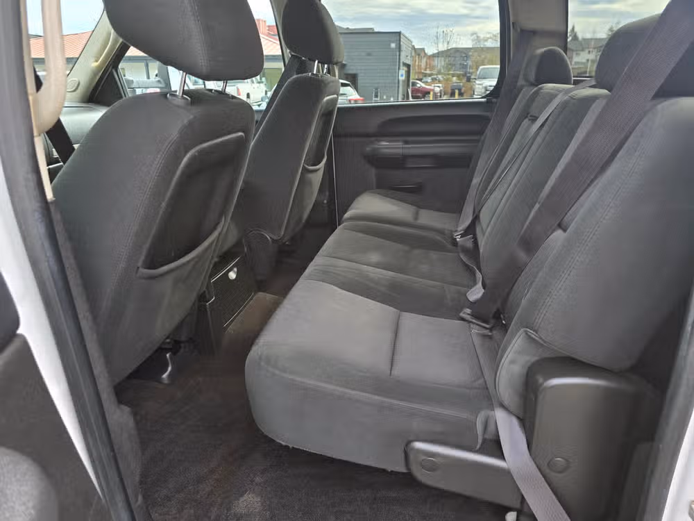 2014 Chevrolet Silverado 2500HD LT Crew Cab Image 28
