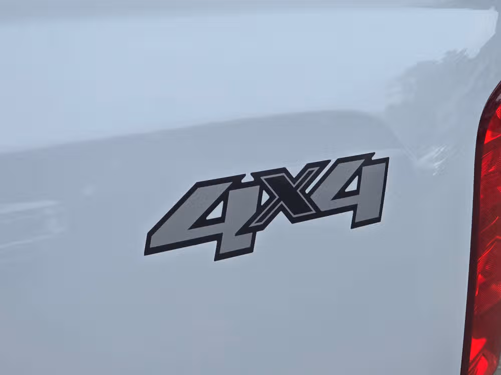 2014 Chevrolet Silverado 2500HD LT Crew Cab Image 11