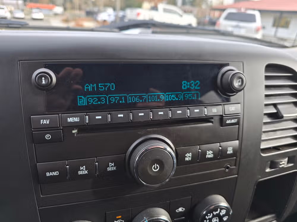 2014 Chevrolet Silverado 2500HD LT Crew Cab Image 18
