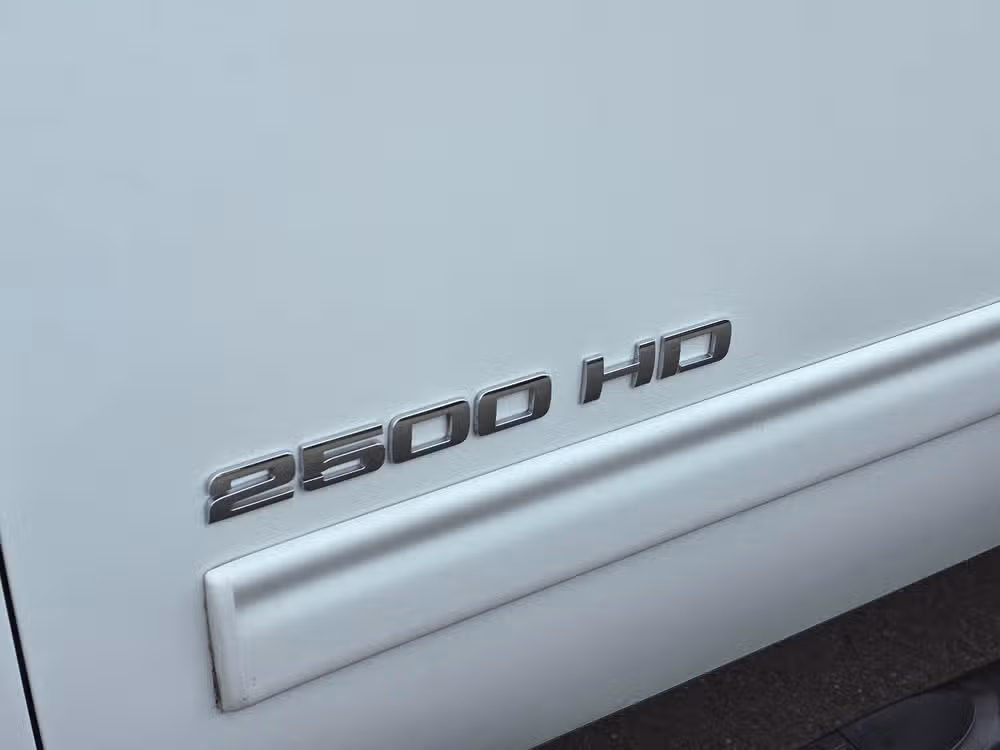 2014 Chevrolet Silverado 2500HD LT Crew Cab Image 13