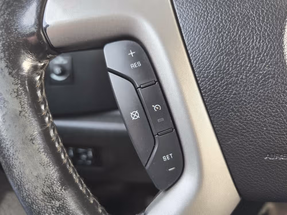 2014 Chevrolet Silverado 2500HD LT Crew Cab Image 21