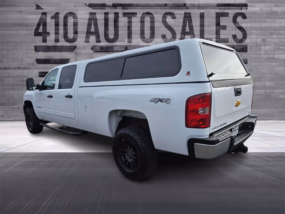 2014 Chevrolet Silverado 2500HD LT Crew Cab Image 8