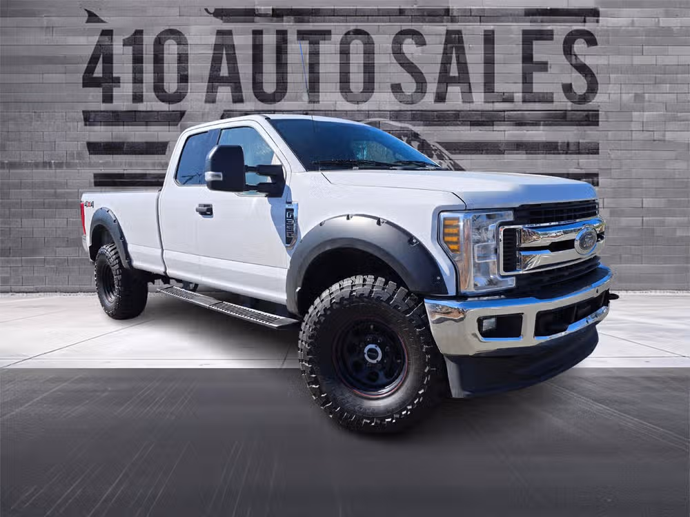 2019 Ford F-350 XLT 4x4 SuperCab 6-1/2' Box SRW's photo