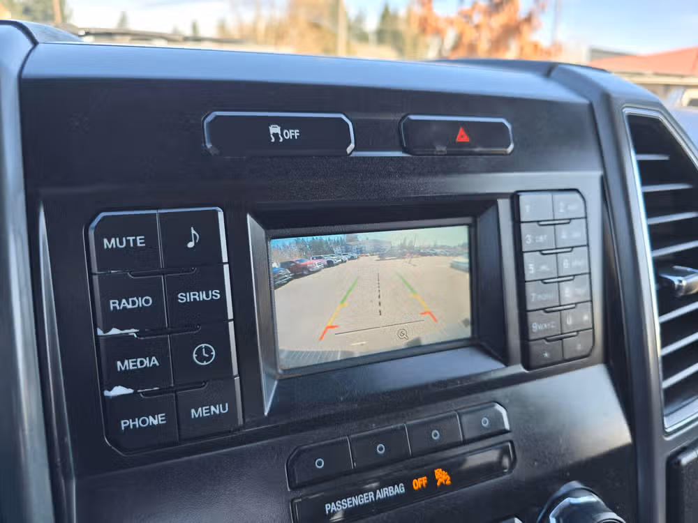 2019 Ford F-350 Super Duty XLT Image 18