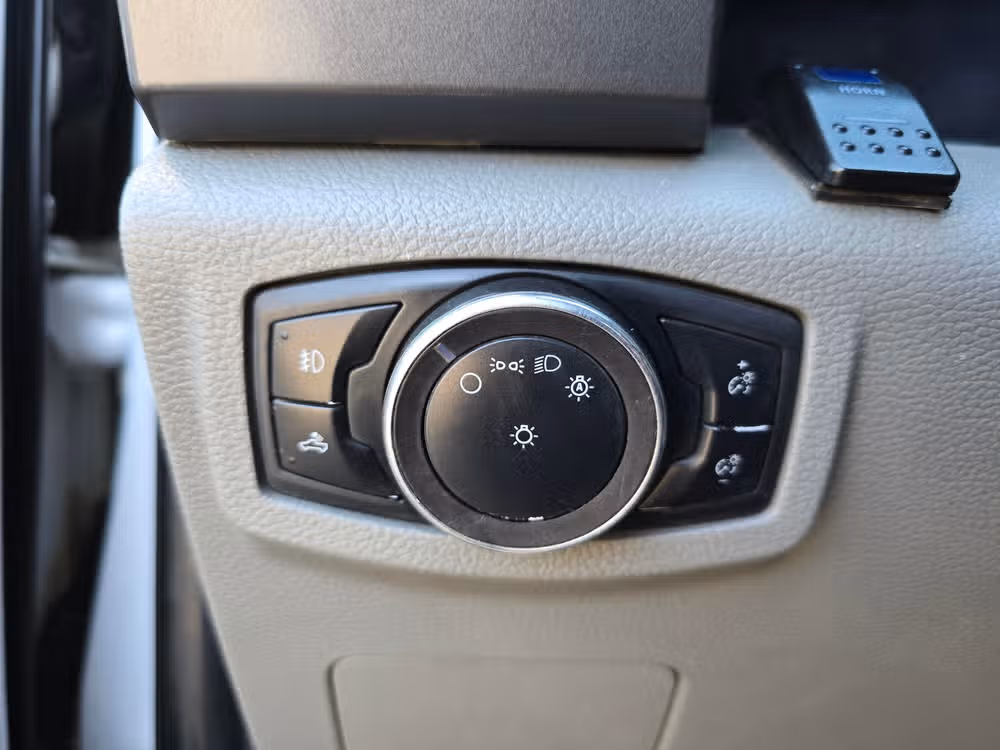 2019 Ford F-350 Super Duty XLT Image 24