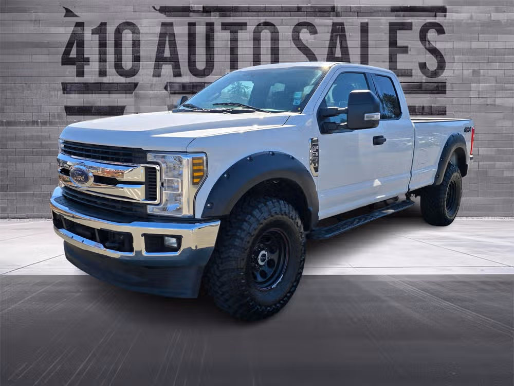 2019 Ford F-350 Super Duty XLT Image 6