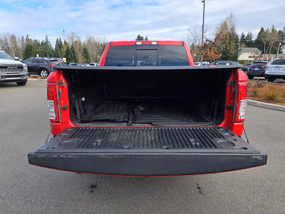 2020 Ram 1500 Big Horn Crew Cab Image 12