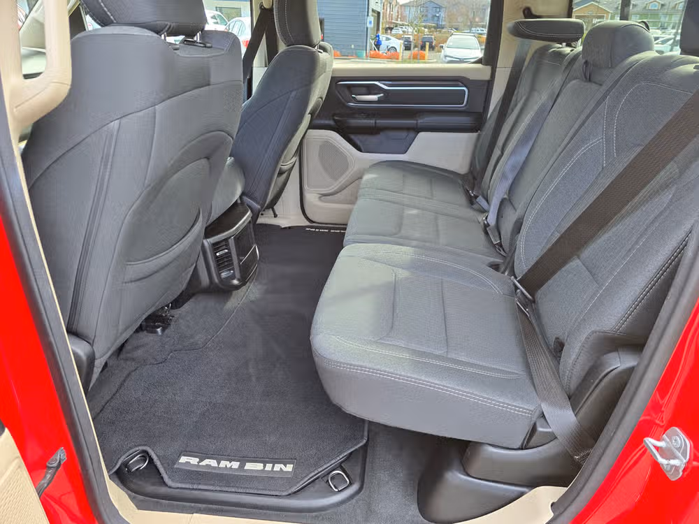 2020 Ram 1500 Big Horn Crew Cab Image 31
