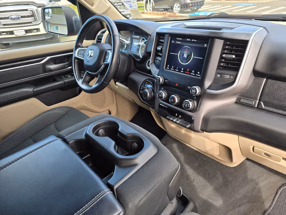2020 Ram 1500 Big Horn Crew Cab Image 34