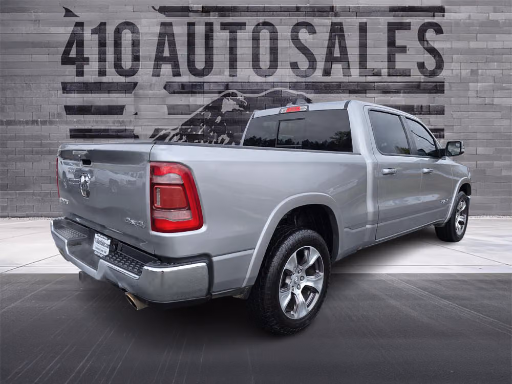 2019 Ram 1500 Laramie Image 3