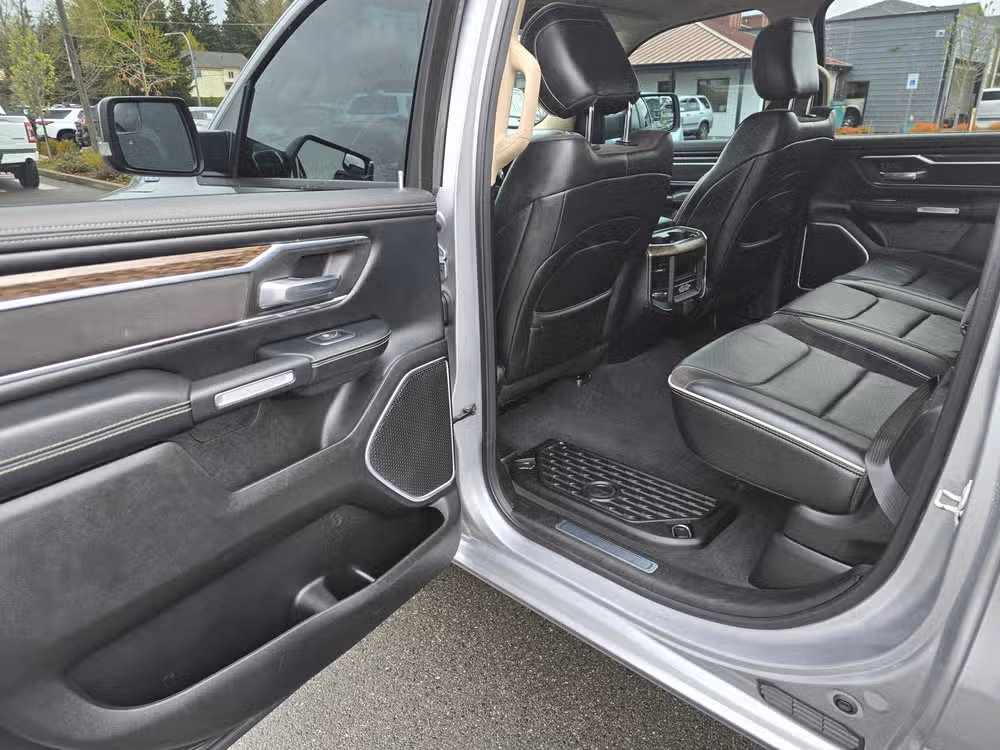 2019 Ram 1500 Laramie Image 29